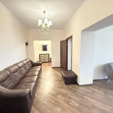 Karpatia Apartment *